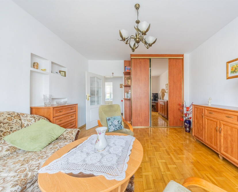 Na sprzedaż 3 pokojowe mieszkanie z garażem w Pile na Zamościu. - 3