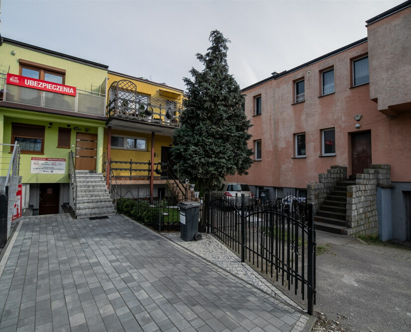 Lokal - 24