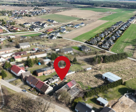 Gospodarstwo 5363 m² w centrum Szydłowa | widok na staw, duża działka, potencjał inwestycyjny - 2