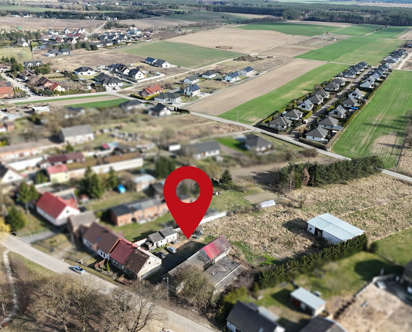 Gospodarstwo 5363 m² w centrum Szydłowa | widok na staw, duża działka, potencjał inwestycyjny - 2